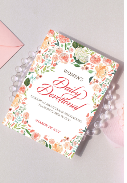 Women’s Daily Devotional – 120 Journal Prompts and Meditations to Grow Closer to God